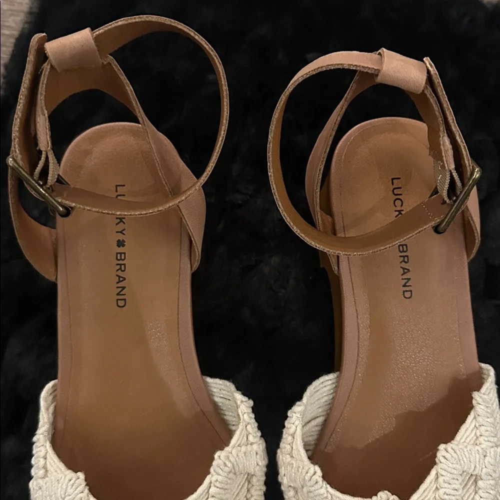 Lucky Brand Women's Crochet Cream and Tan Wedge Sandals